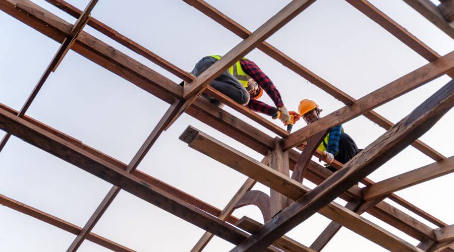 Expert Emergency Roof Repairs services in Varney, WV